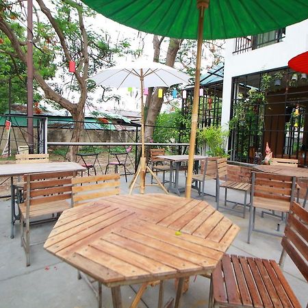 Hotel Nakara Boutique Chiang Mai Exterior foto