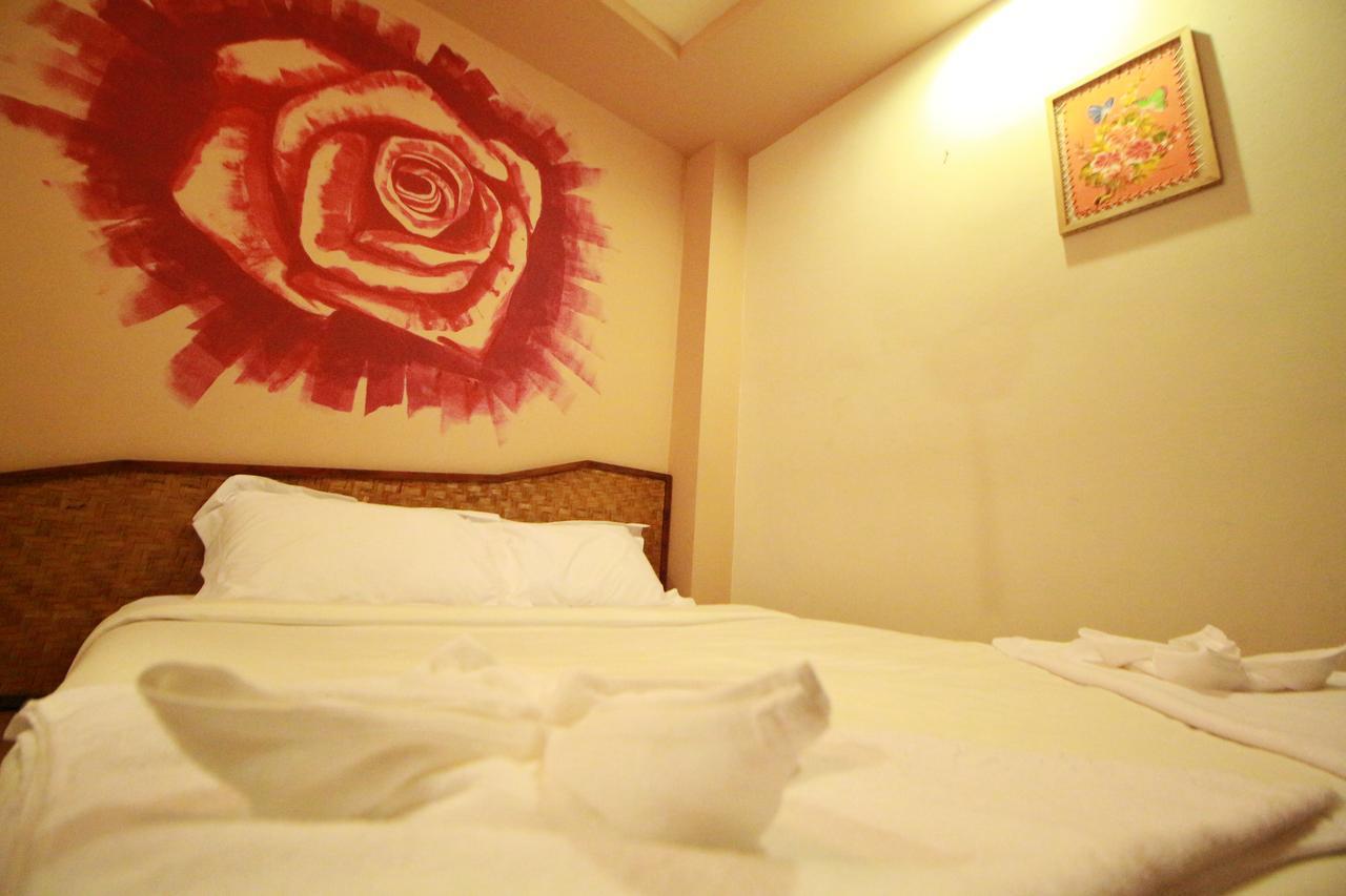Hotel Nakara Boutique Chiang Mai Exterior foto