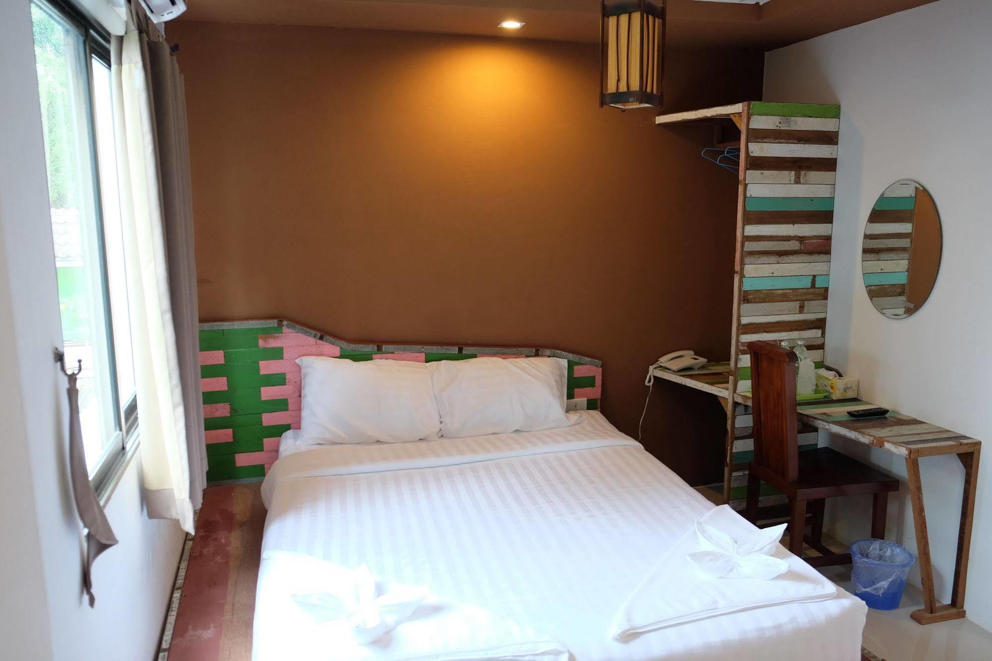 Hotel Nakara Boutique Chiang Mai Exterior foto